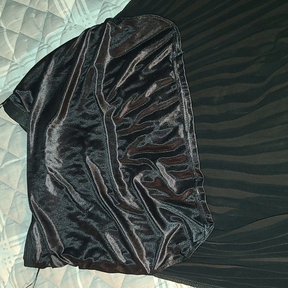 Topshop black pleated Sheer midi skirt size US 2 - Picture 6 of 6